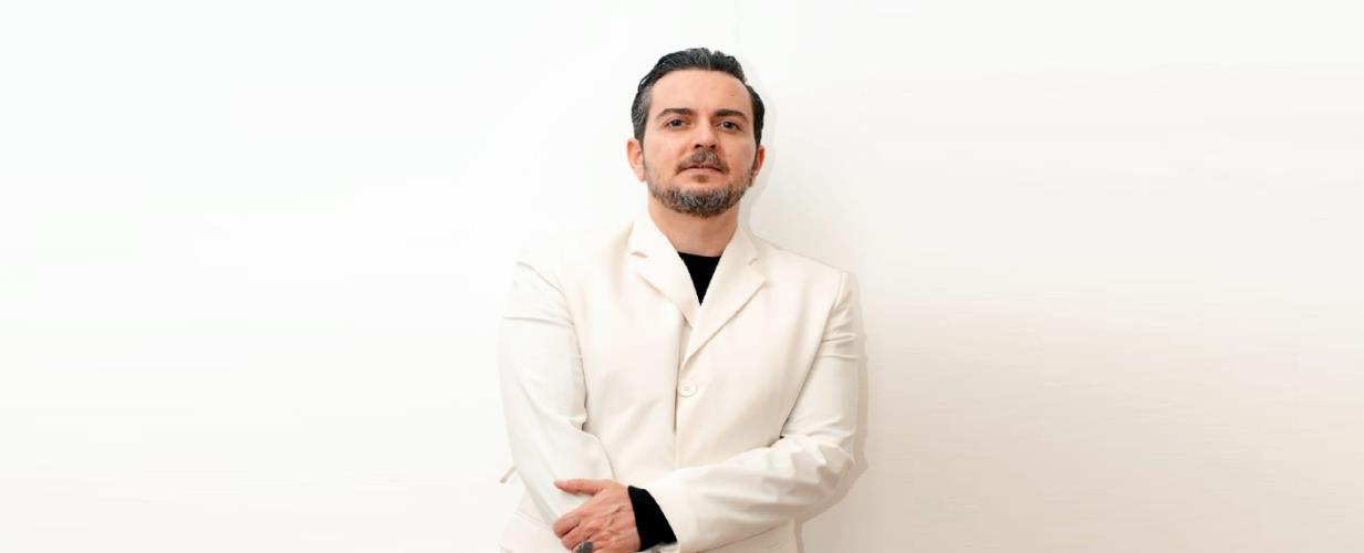 ΘΟΔΩΡΗΣ ΕΛΕΥΘΕΡΙΑΔΗΣ 1