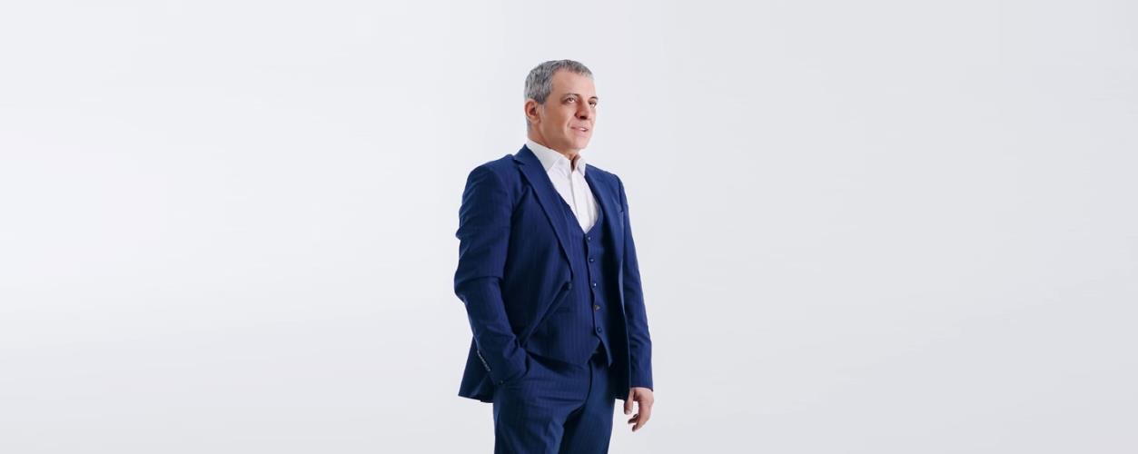 5377138373226148 ΘΕΜΗΣ ΑΔΑΜΑΝΤΙΔΗΣ 1