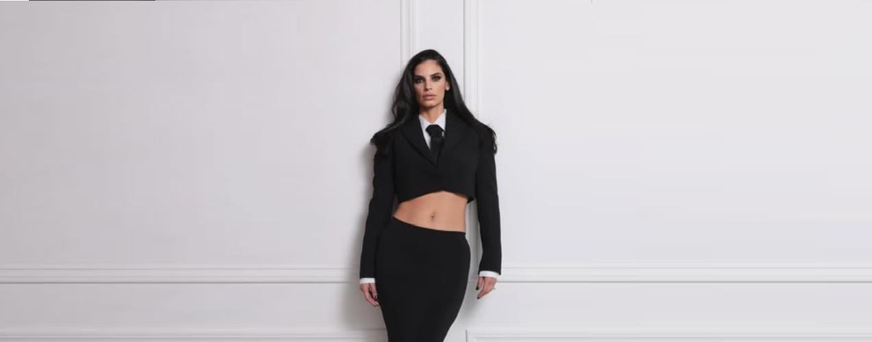 5418474685566423 ΧΡΙΣΤΙΝΑ ΜΠΟΜΠΑ 1