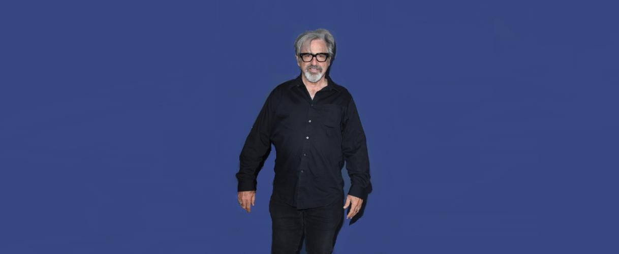 5425447501062037 ROBERT CARRADINE 1