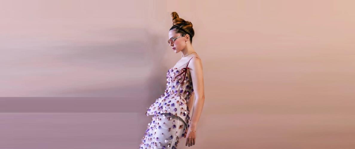 5466865200710687 ΡΕΝΑ ΜΟΡΦΗ 1