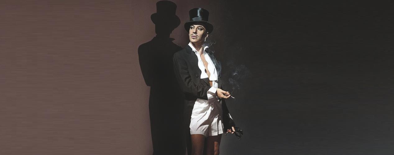 5574838952048376 JOHN GALLIANO 1