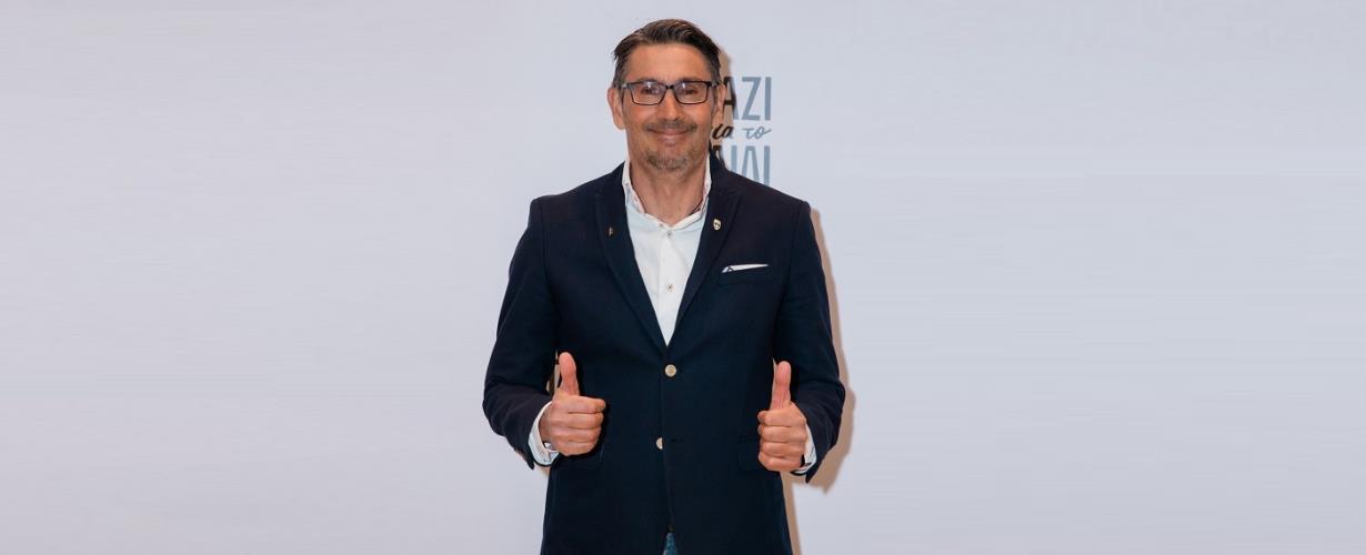 ΝΙΚΟΣ ΚΑΚΛΑΜΑΝΑΚΗΣ 1