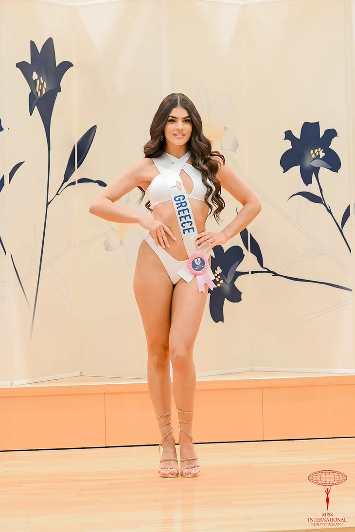 Miss-International-Greece-2_result (1)