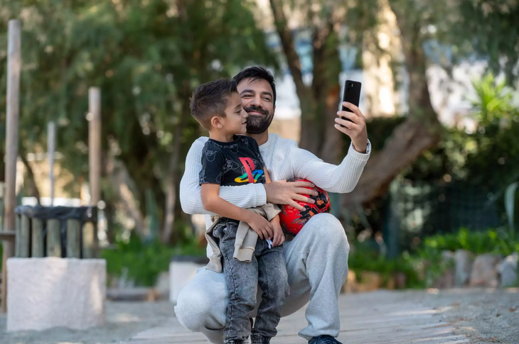 BACKSTAGE_FAMAGUSTA_ΑΝΤΡΕΑΣ-ΓΕΩΡΓΙΟΥ_ΜΙΚΡΟΣ-ΑΓΓΕΛΟΣ-2048x1363