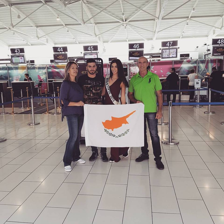 7b47523b-fe06-4b9d-a2ae-4dc50fe3e147.jpg