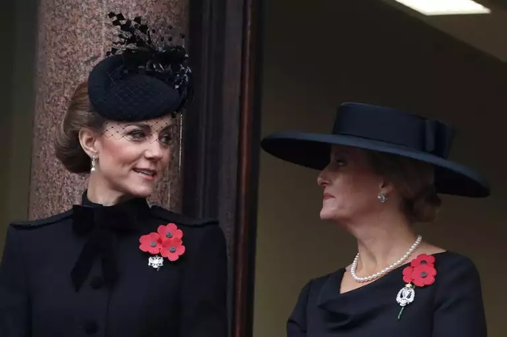 2024-11-10T134703Z_777946491_RC2B2BAN6LS2_RTRMADP_3_REMEMBRANCE-DAY-BRITAIN-768x512