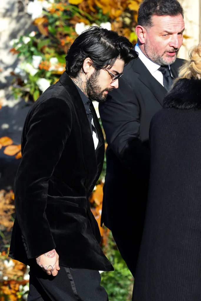 zayn-malik-arrives-attend-funeral-94007913