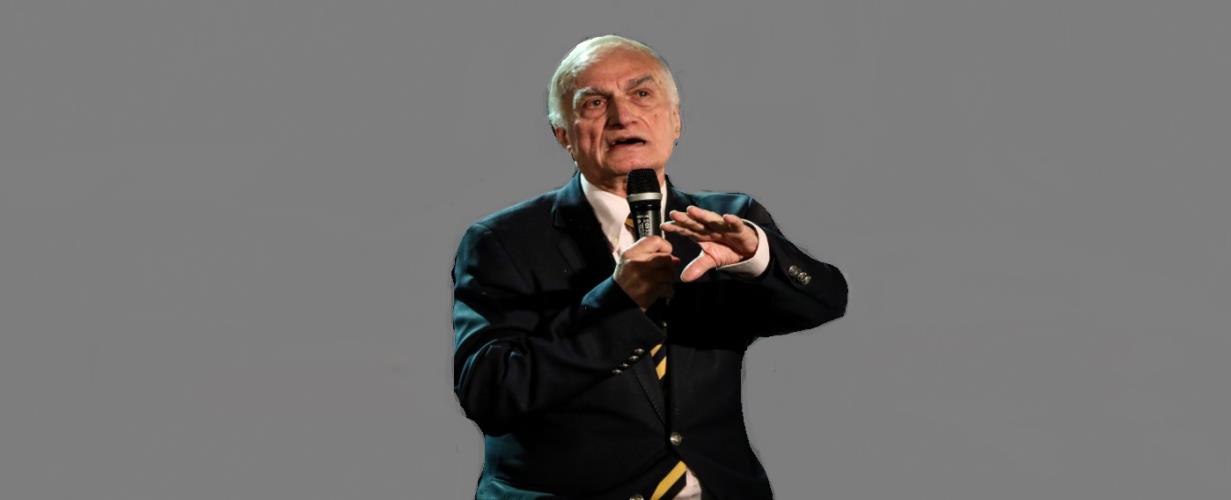 ΜΑΝΩΛΗΣ ΜΑΥΡΟΜΑΤΗΣ 1