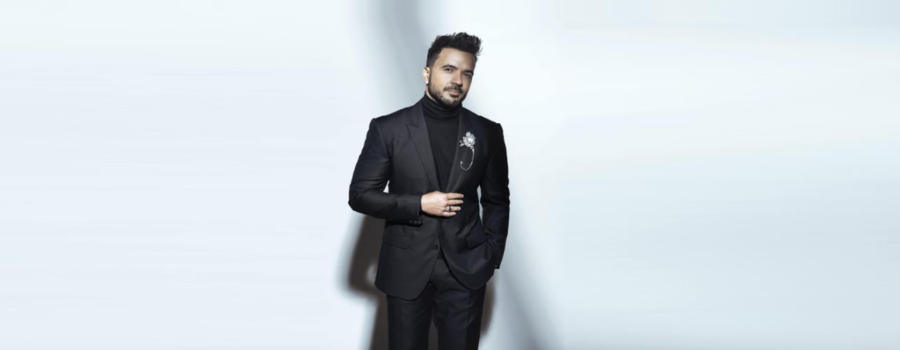 5238043514533080 LUIS FONSI 1