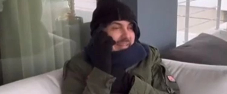 300
