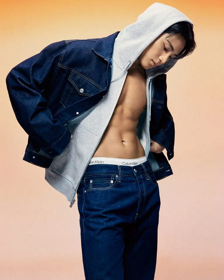 Mingyu-Calvin-Klein-6-768x960