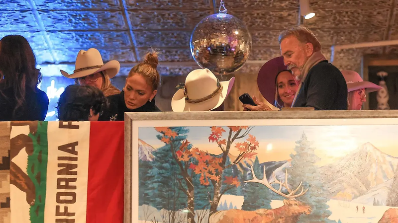 jennifer-lopez-und-kevin-costner-in-aspen